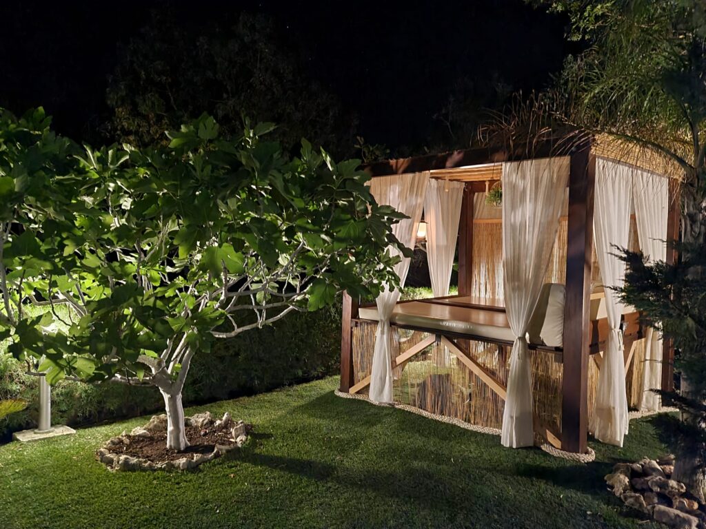 For Holiday Rent Larnaca Beach House with Garden