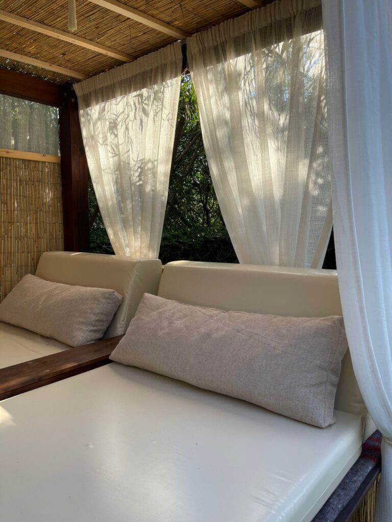 Larnaca Rent Holiday Beach House with garden and canopy bed